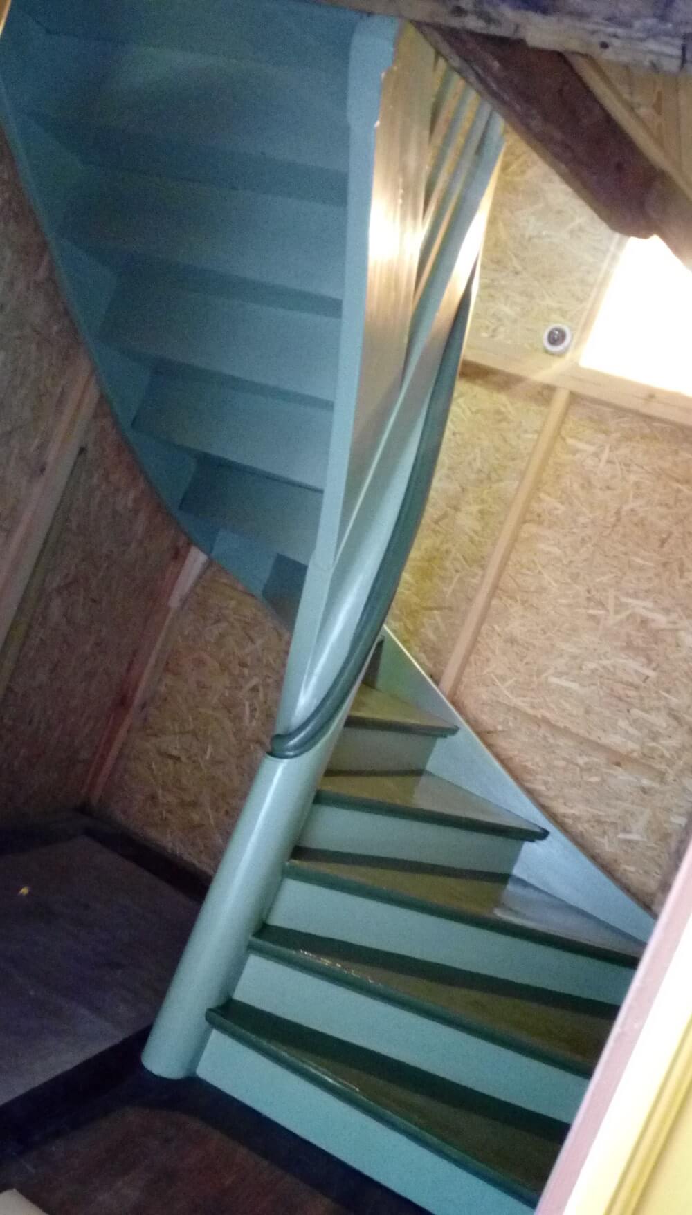 Loode tn eramaja trepp restaureerimine 2018 (töö teostatud ennistuskoja Kuukaar projektina)